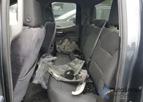 2020 Chevrolet Silverado K1500 Custom z USA, uszkodzony, nr VIN 1GCRYBEF3LZ367919